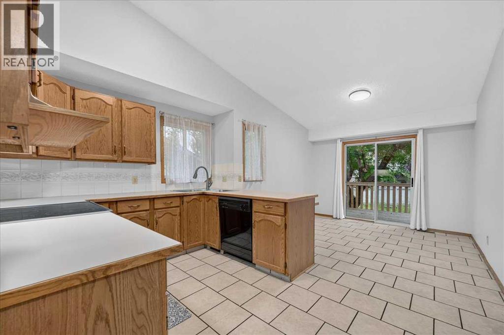 273 Sandarac Drive NW - 16