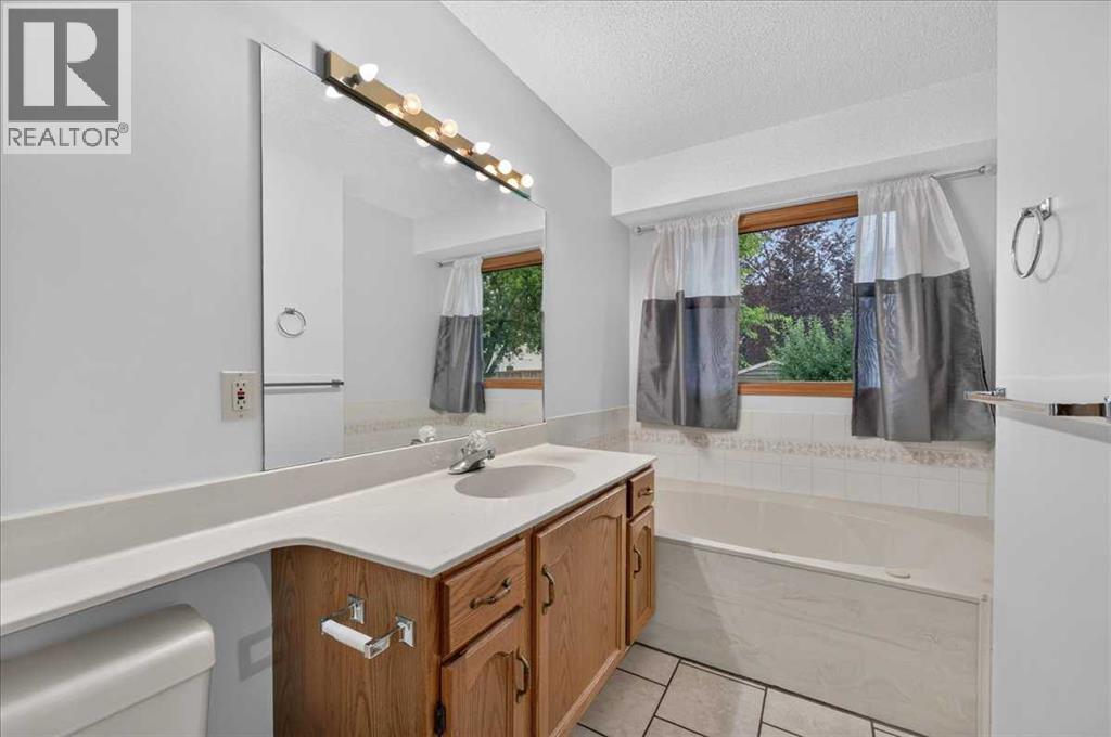 273 Sandarac Drive NW - 28