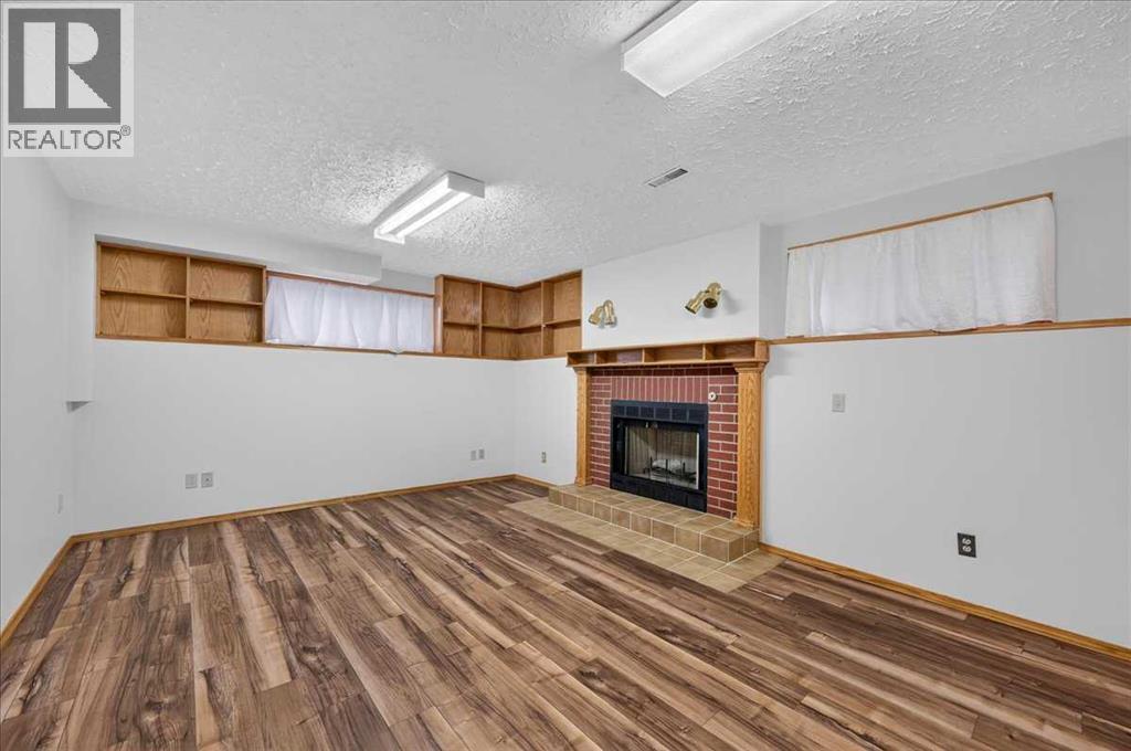 273 Sandarac Drive NW - 38