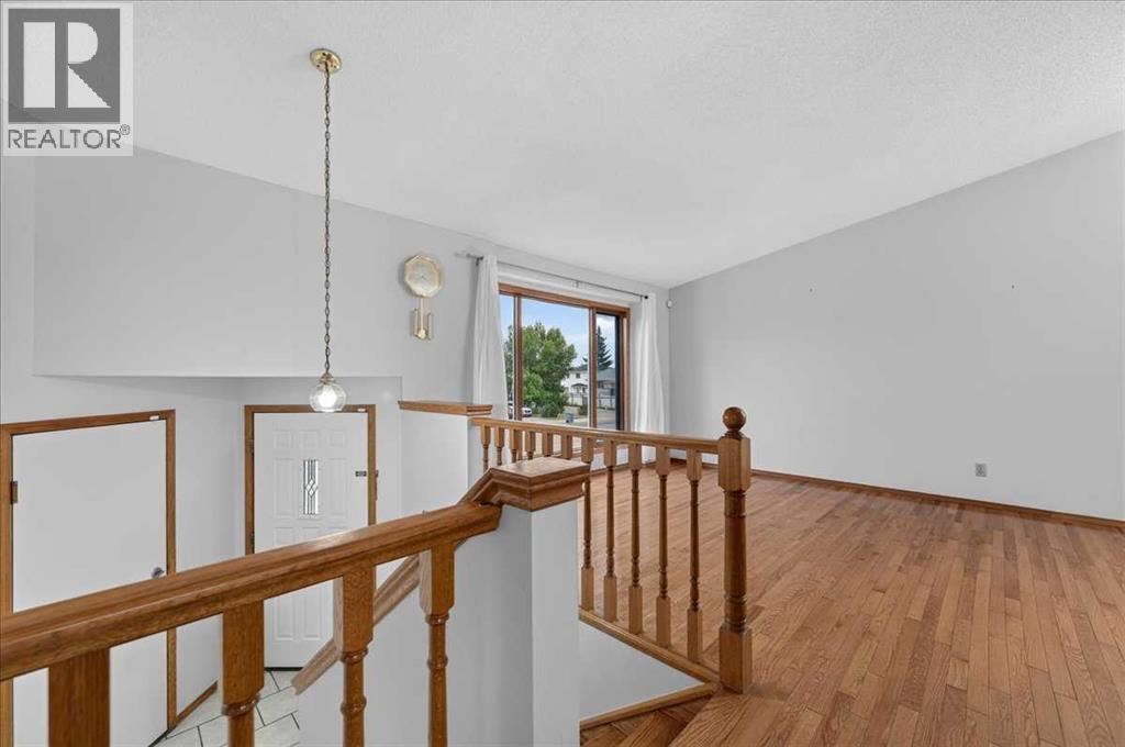 273 Sandarac Drive NW - 9