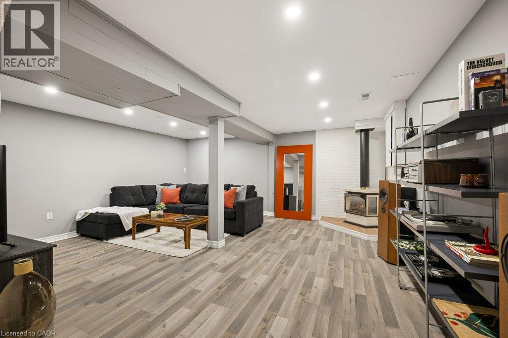 94 MONTEAGLE Crescent - Image 31