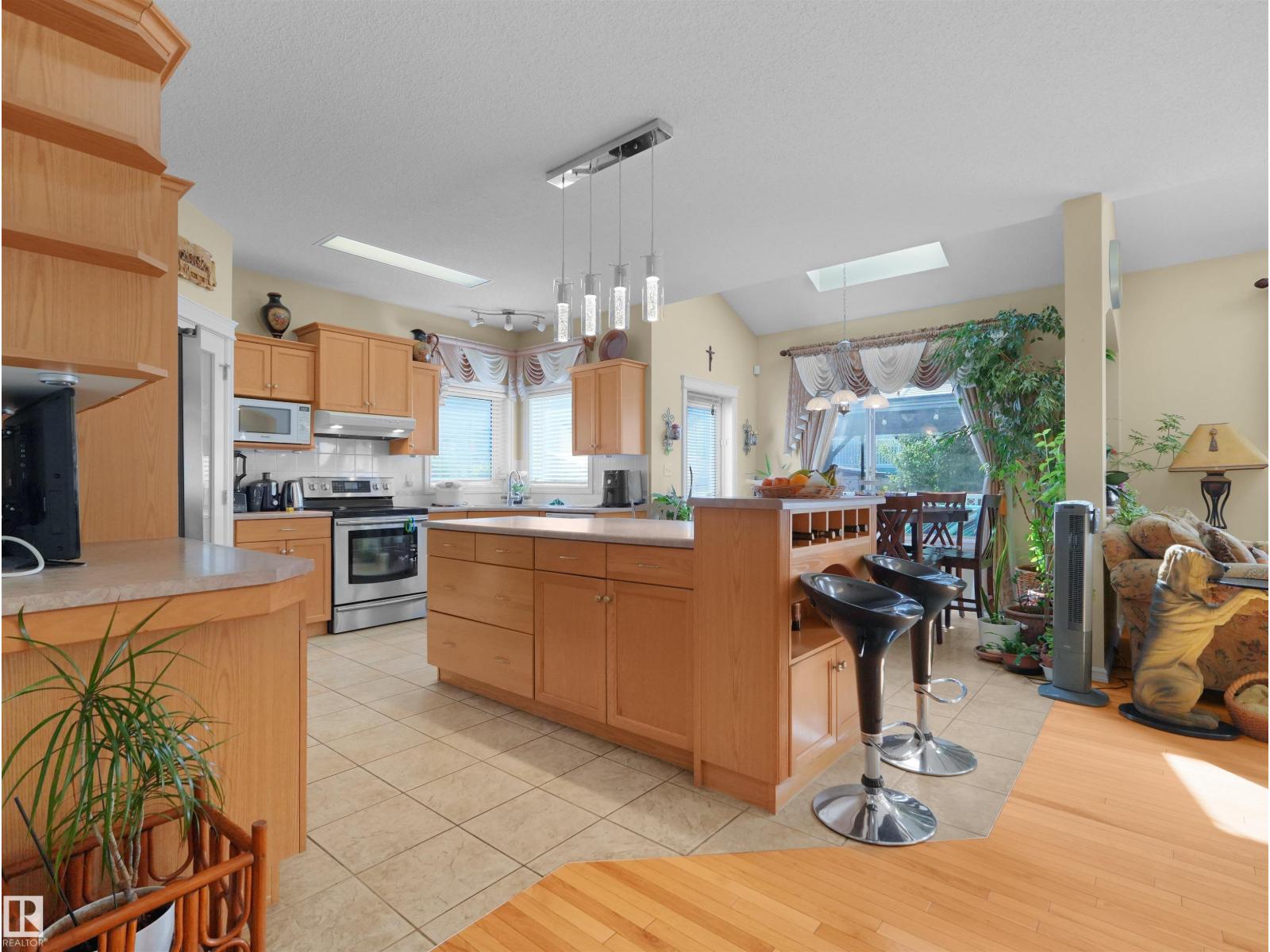 614 SILVER BERRY ROAD NW - 34