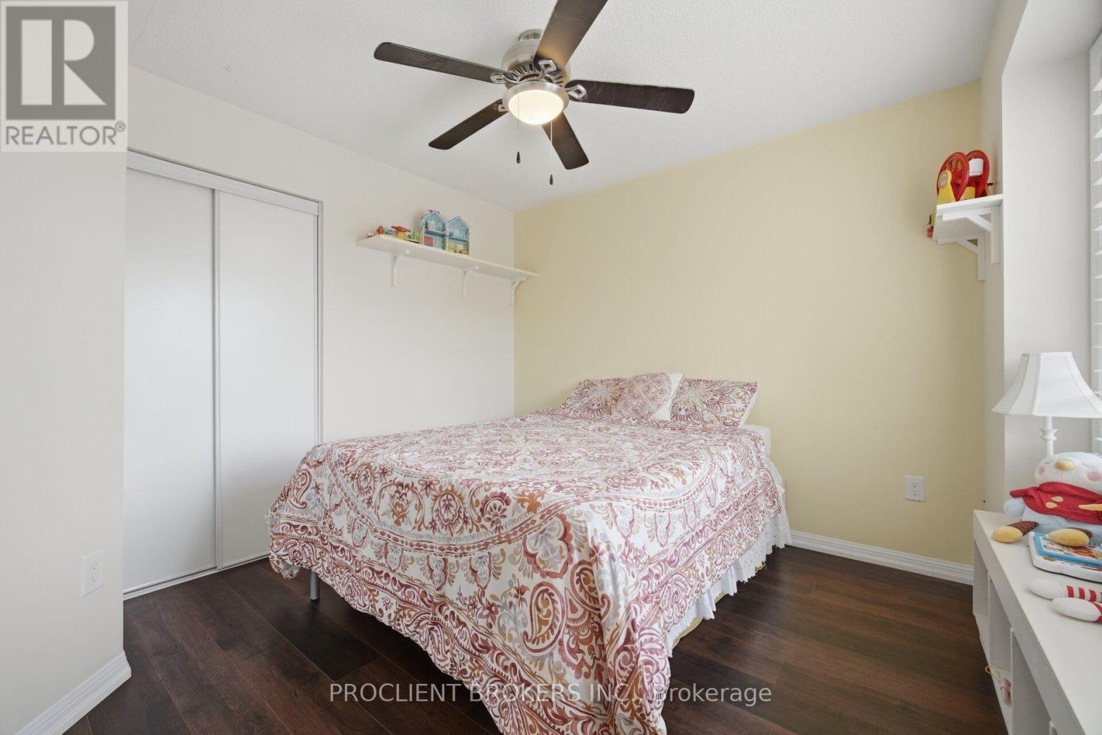 879 BRASSARD CIRCLE - Image 29