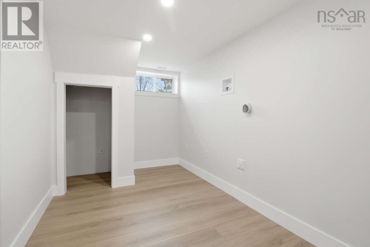 Property 34 of 35 of 71 Churchill Street