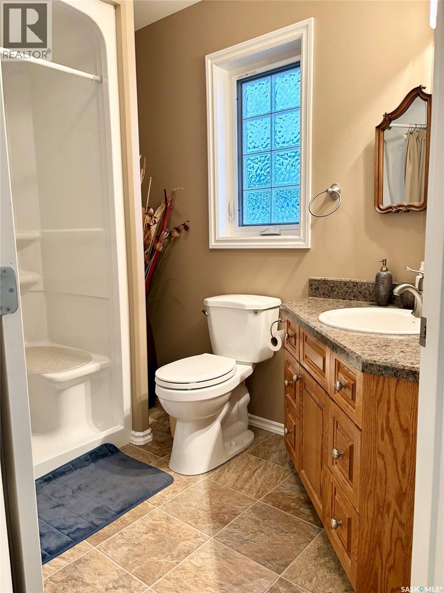 109 Good Spirit CRESCENT - 12