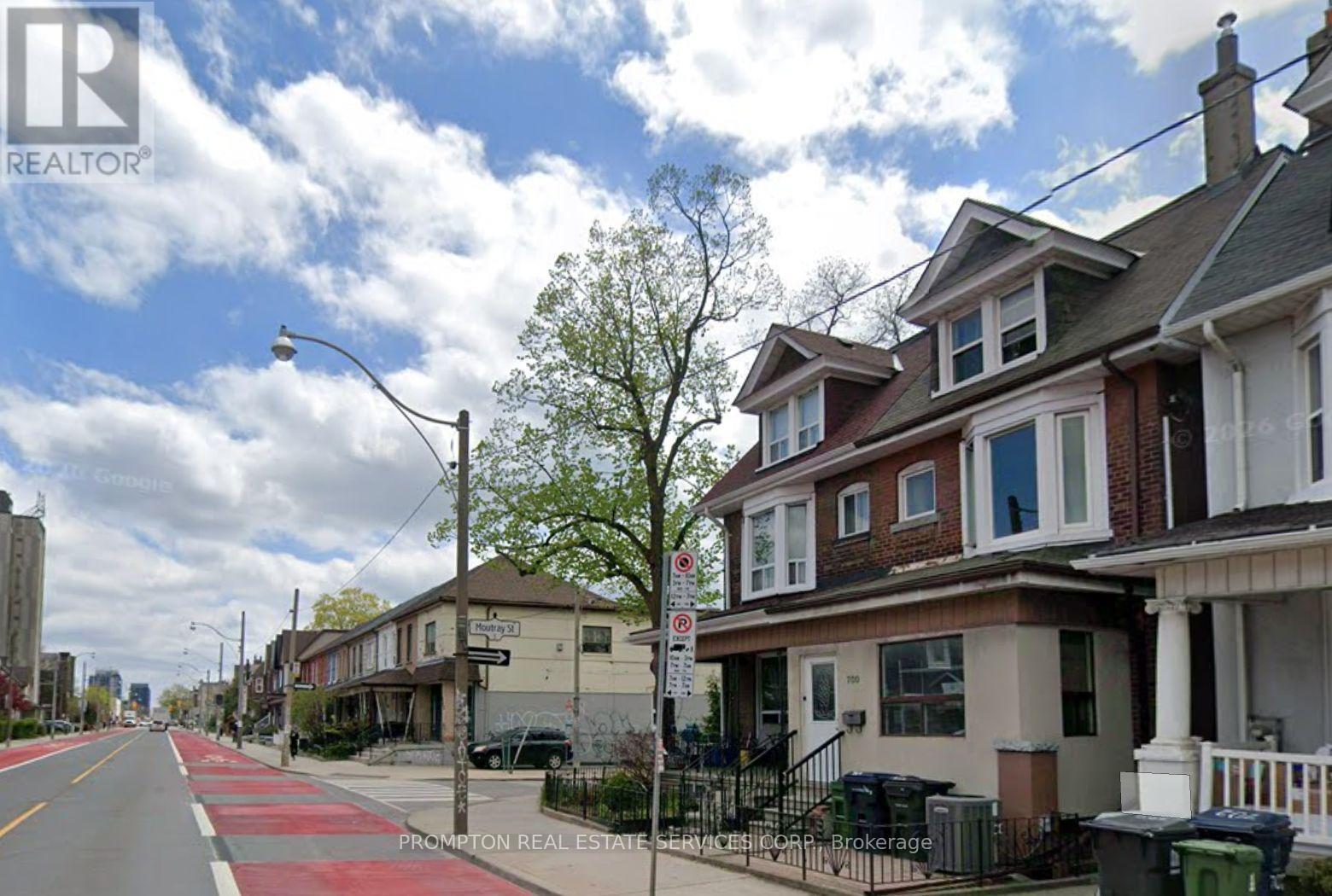 Photo of 700 Dufferin Street