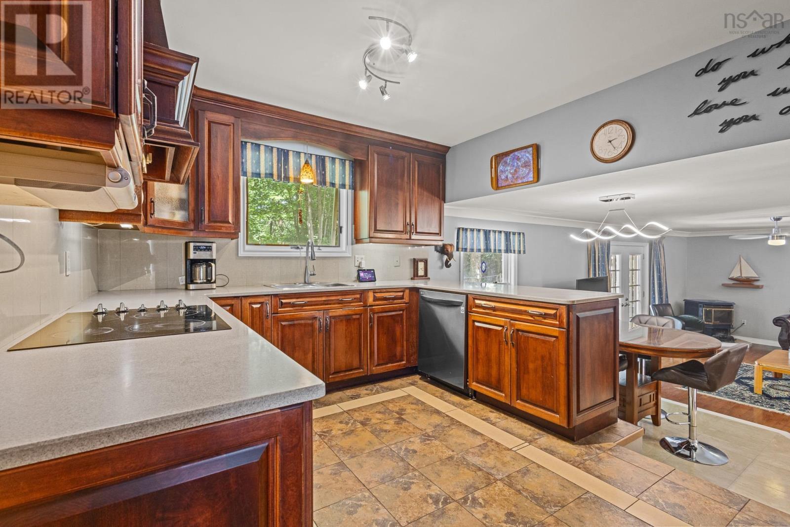 Property 6 of 30 of 15 Archibald Drive