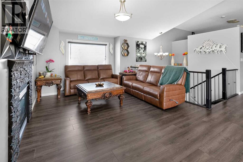 6414 112 Street - 10