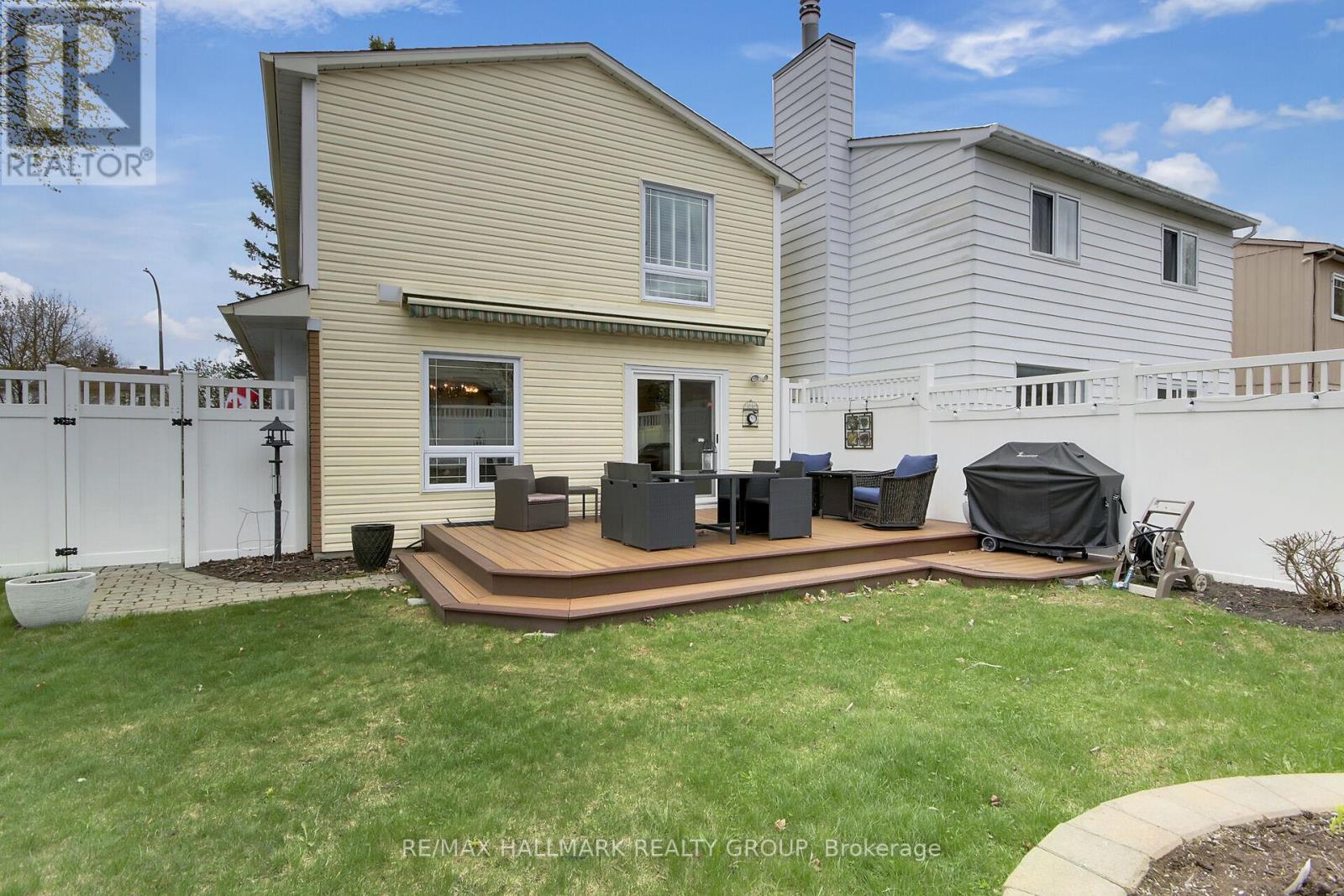 56 FOXLEIGH CRESCENT - 45