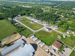 46 Harvest Crescent, Lorette, MB R5K0T3 Photo 10