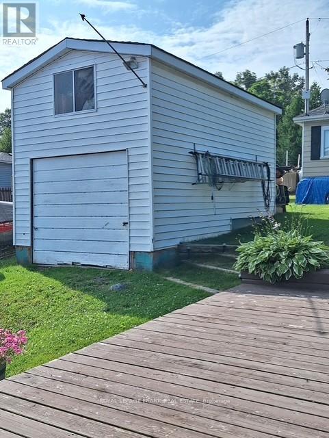 #17 6108 CURTIS POINT ROAD - Image 17