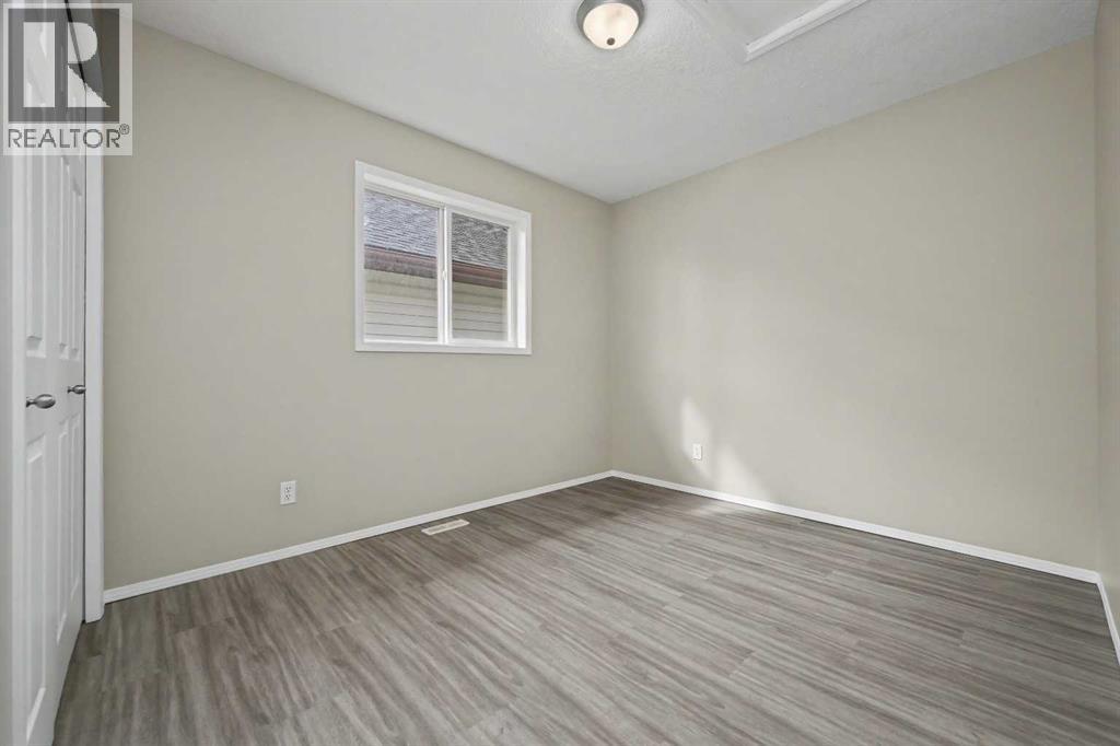 6217 89 Street - 13