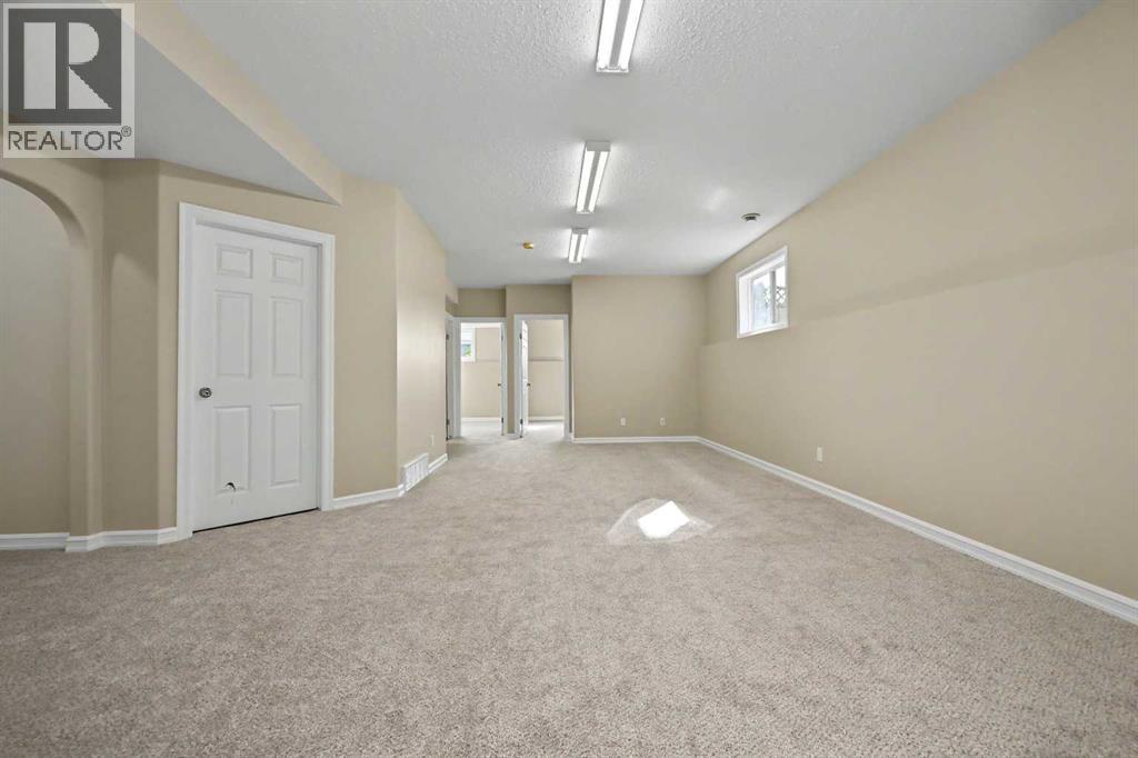 6217 89 Street - 20