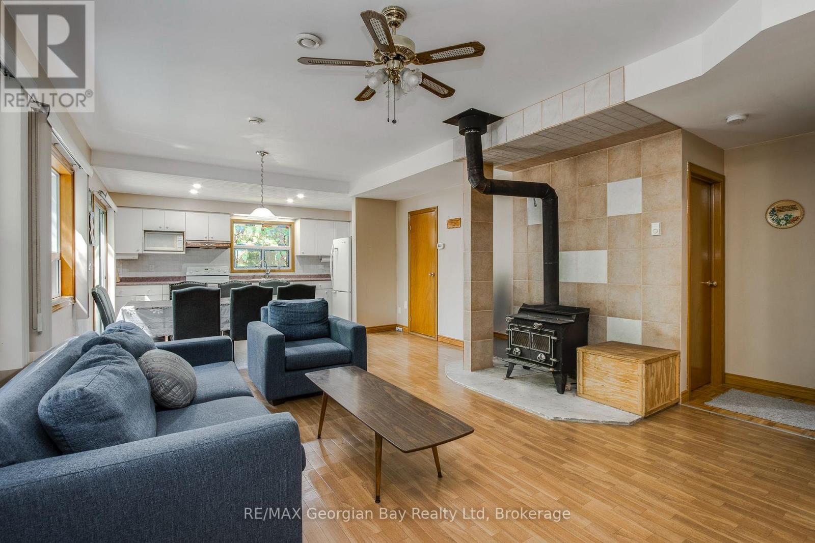 754 LAFONTAINE ROAD W - 8