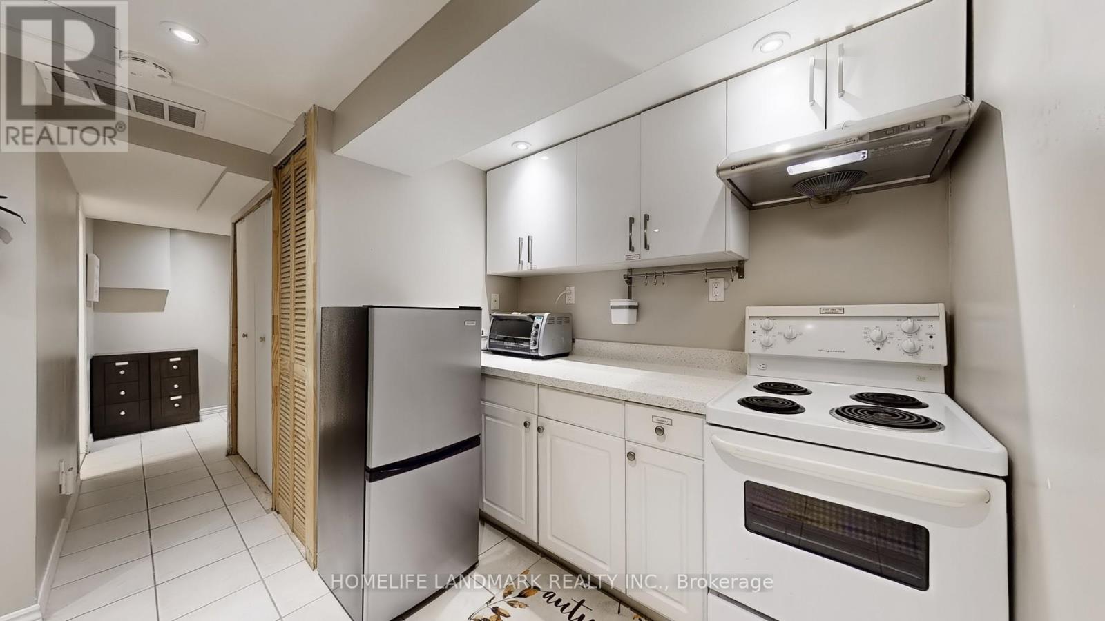 30 PAPERBIRCH DRIVE - Image 23