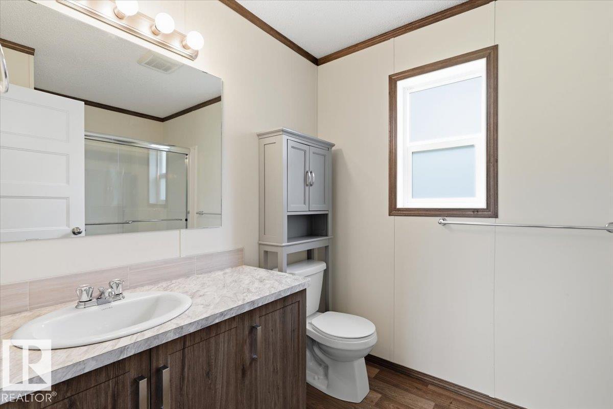 1409 TWP RD 502 - 18