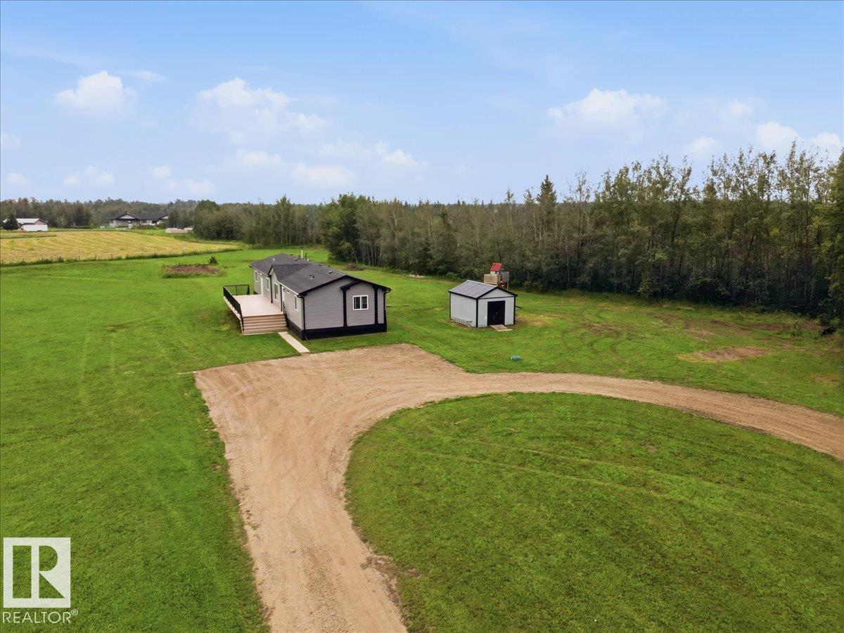1409 TWP RD 502 - 30
