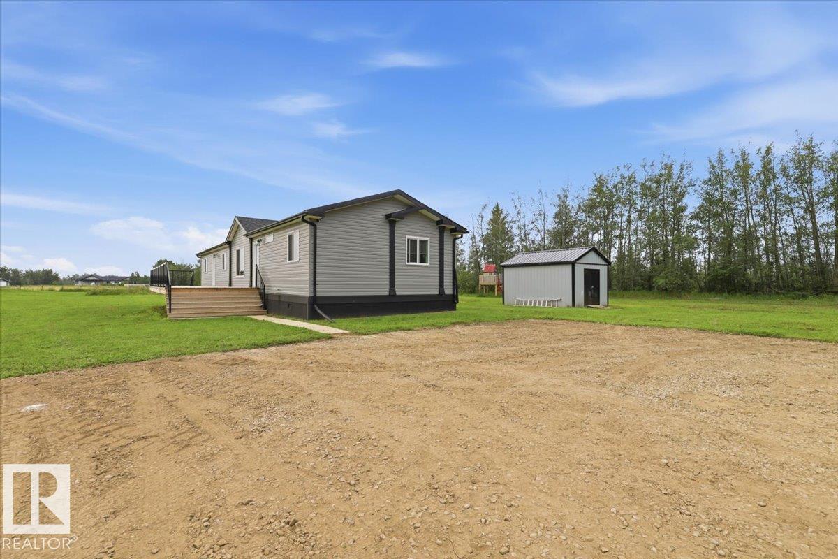 1409 TWP RD 502 - 20