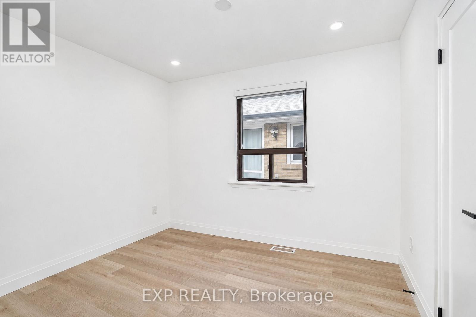 31A LAUREL AVENUE - Image 22