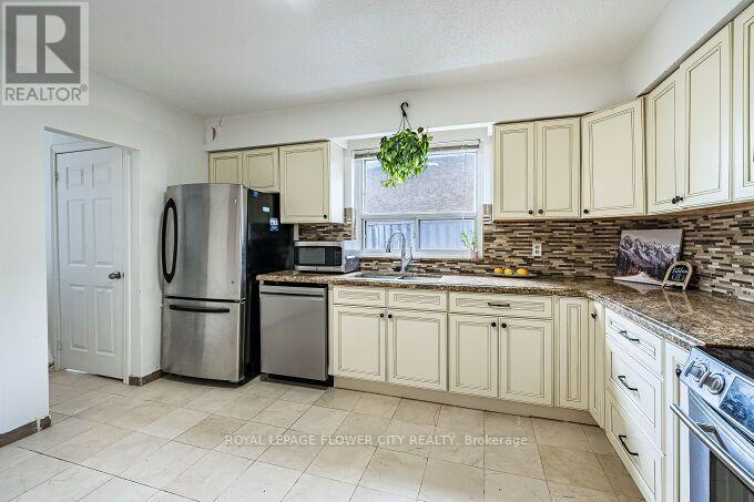 3 CLAYHALL CRESCENT - Image 14