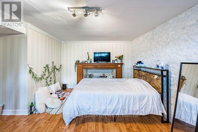 3 CLAYHALL CRESCENT - Image 36