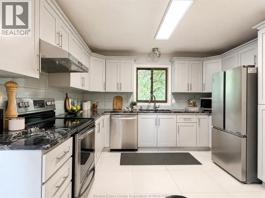 2505 ST CLAIR AVENUE - 8