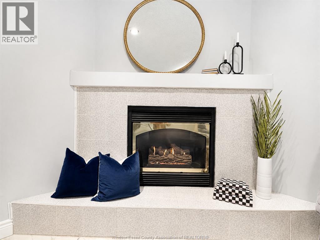 2505 ST CLAIR AVENUE - 19