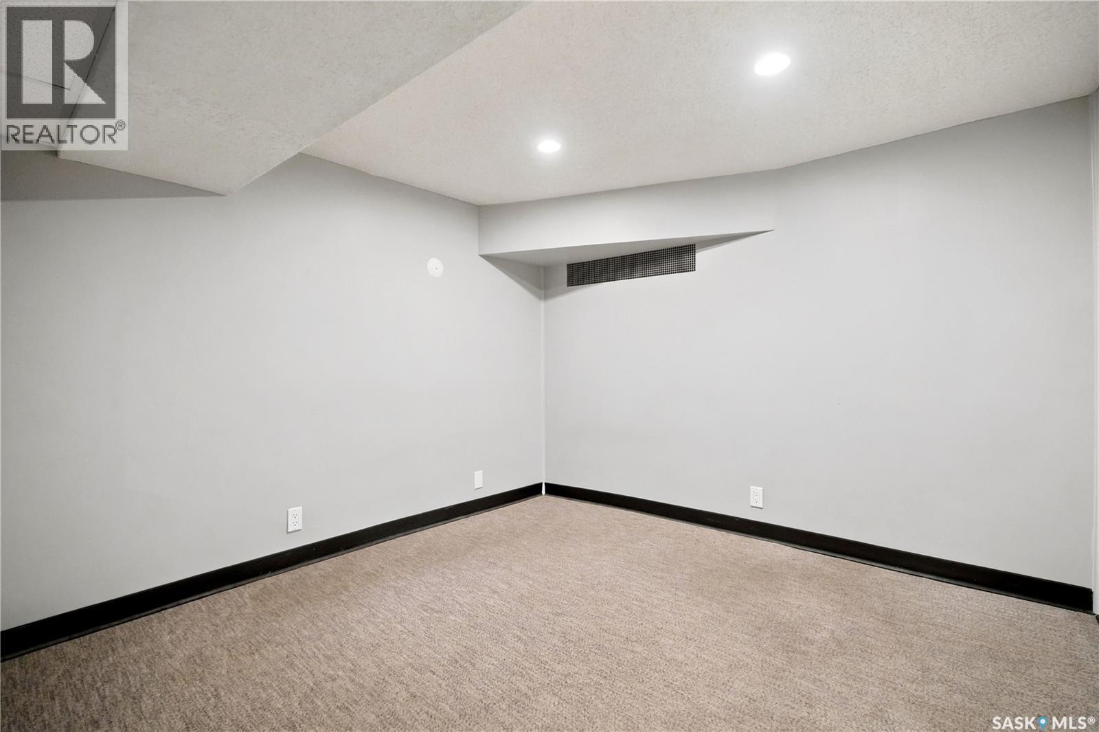856 Forget STREET - 38