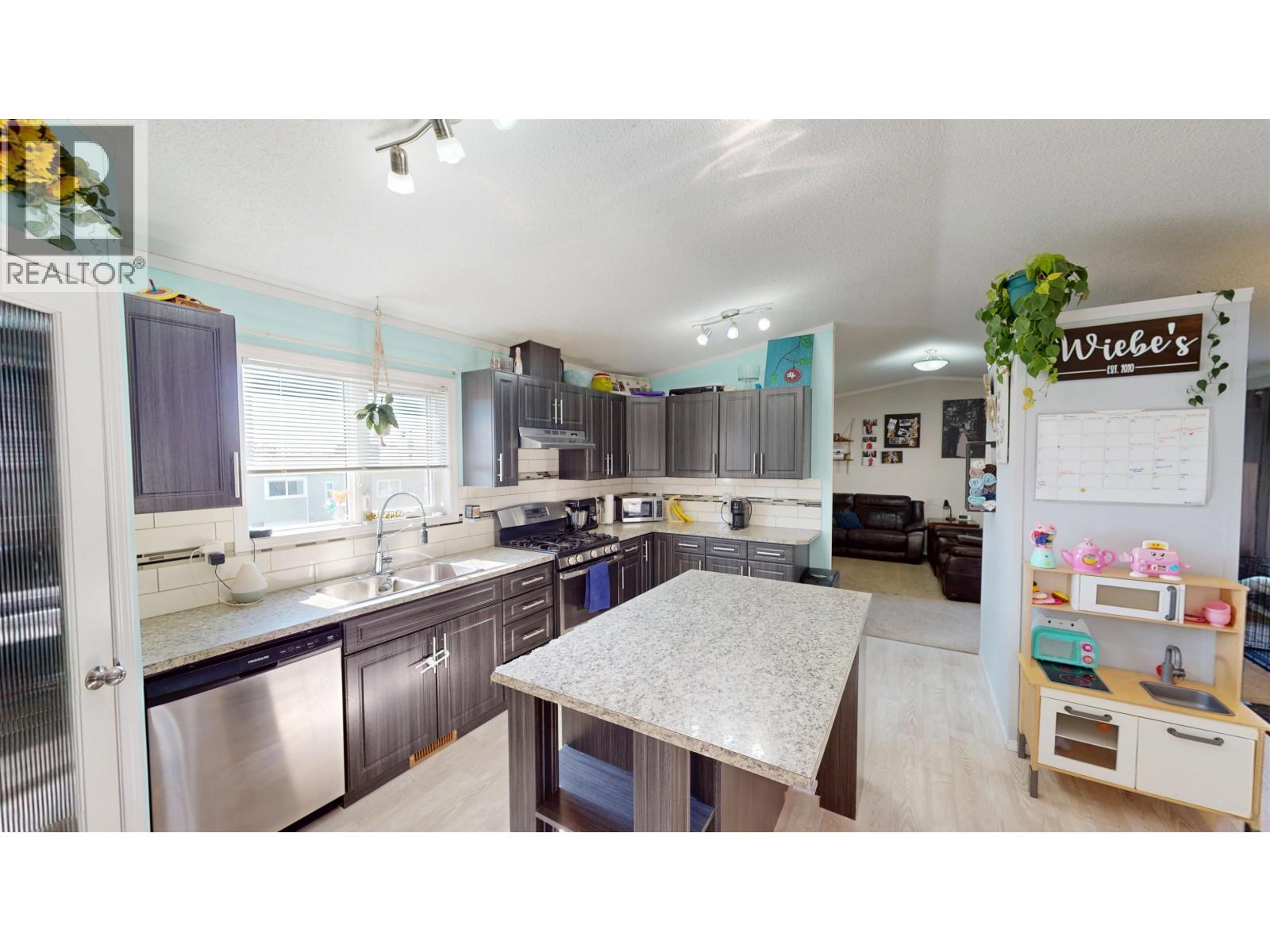 #37 8420 ALASKA ROAD - Image 11