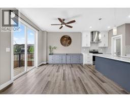 5pc Bathroom - 244 Carrington Crescent Nw, Calgary, AB T3P1R1 Photo 11