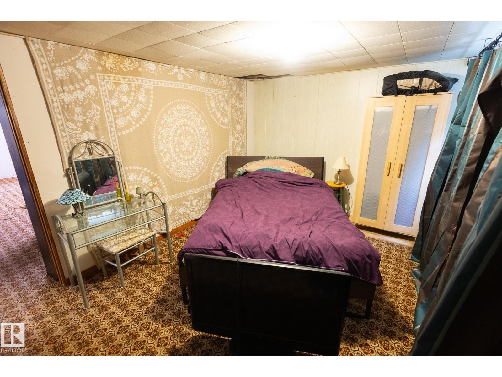 11739 129 ST NW - 15