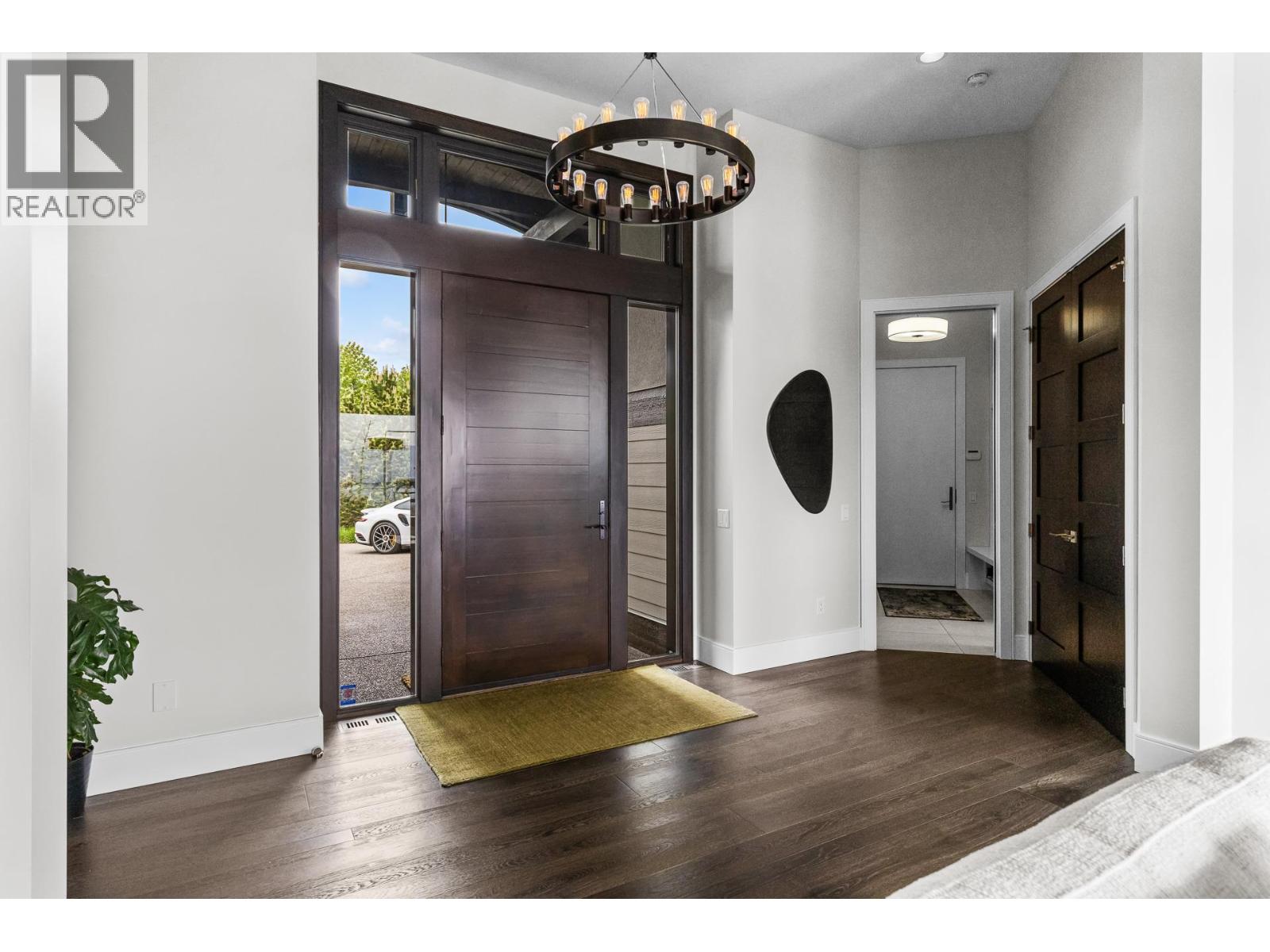 162 Skyland Drive, Kelowna