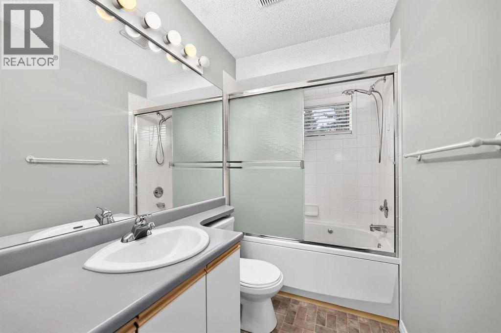 23 Sunlake Gardens SE - 26