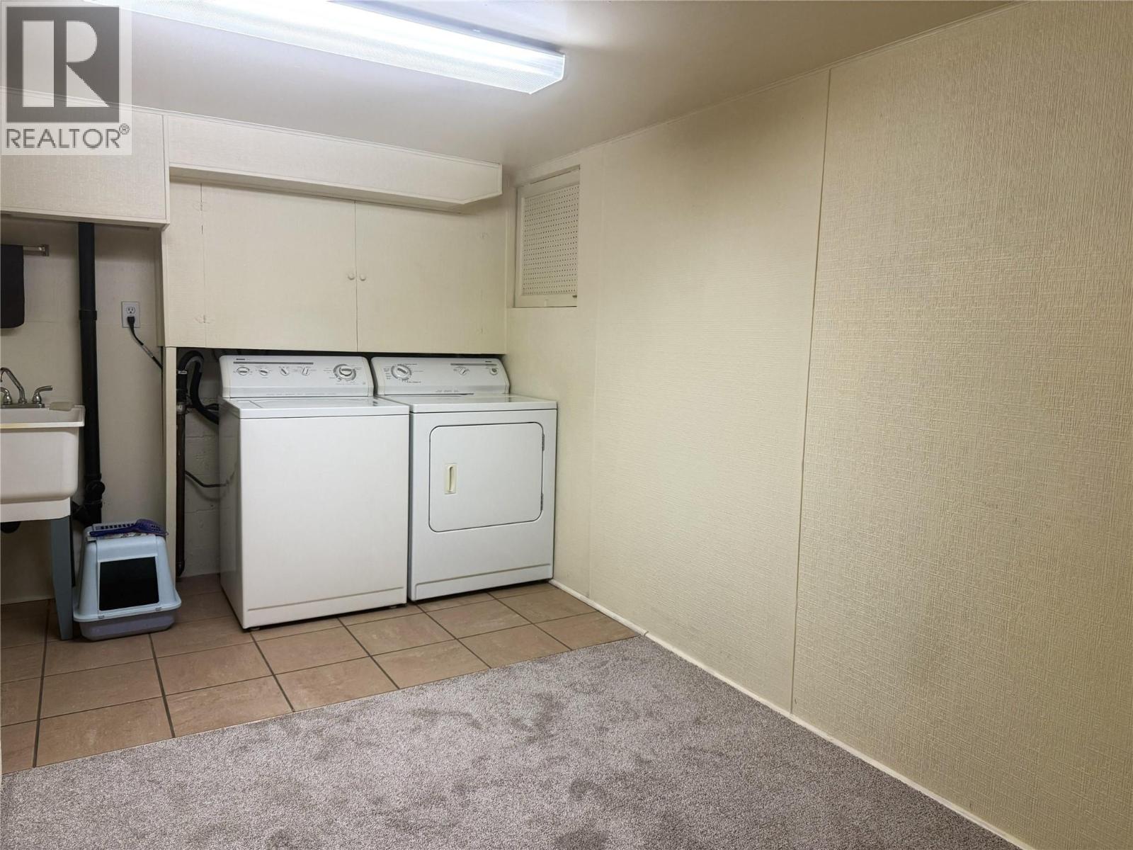 219 ST PAUL Street W - Image 24
