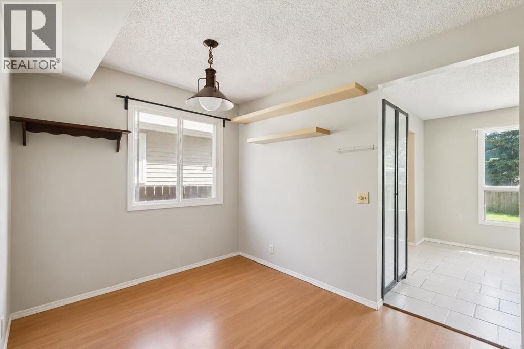 864 Queensland Drive SE - 2