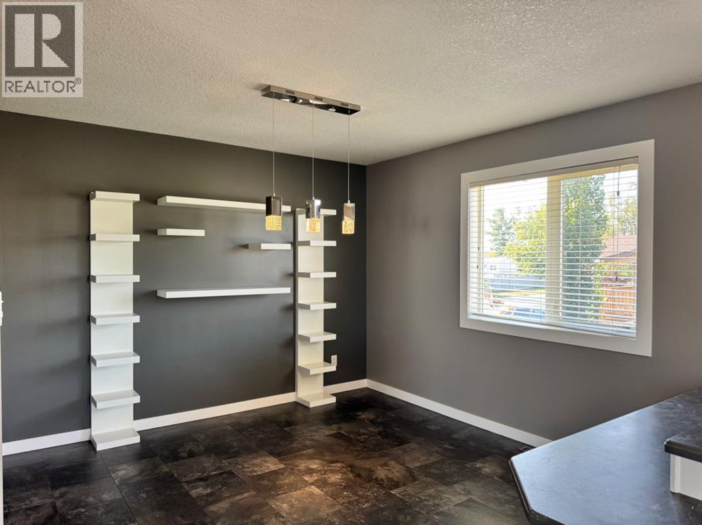 908 4 Avenue - 17