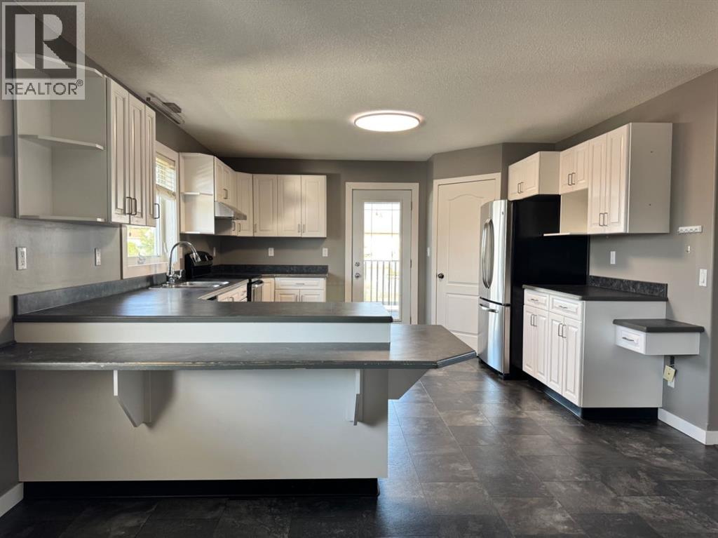 908 4 Avenue - 11