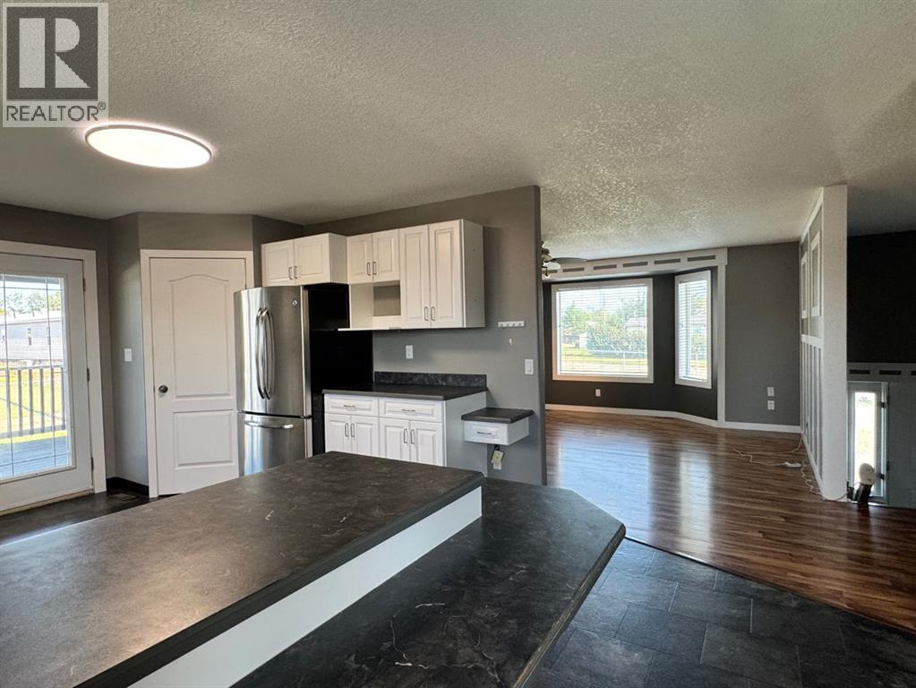908 4 Avenue - 12