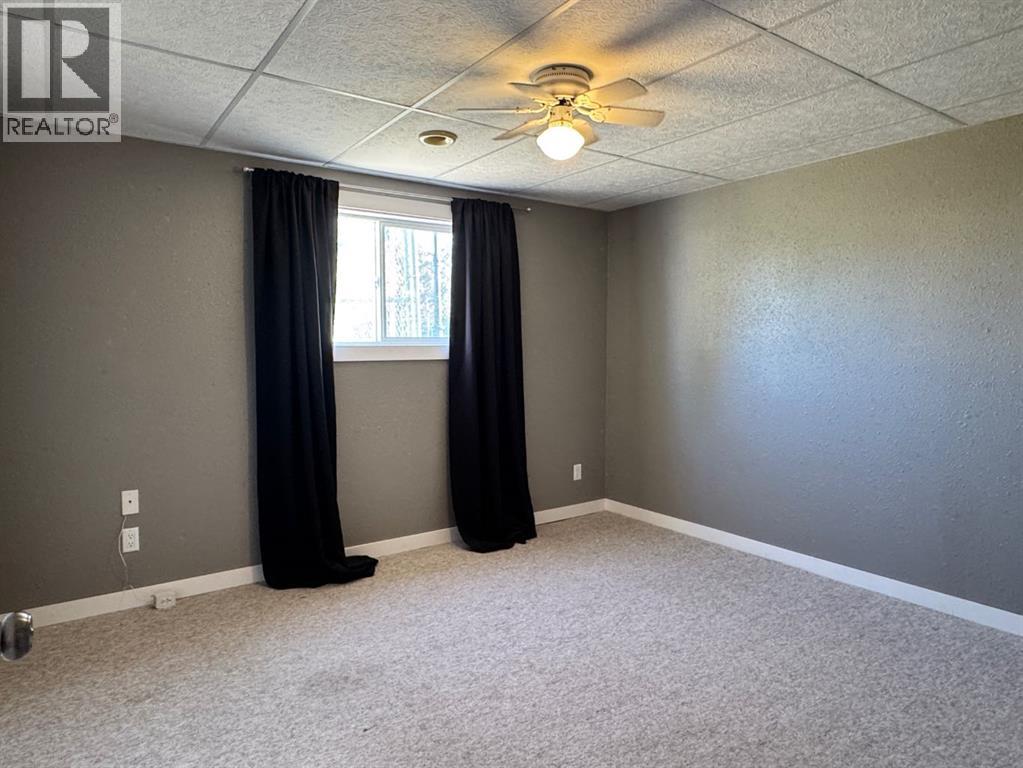 908 4 Avenue - 32
