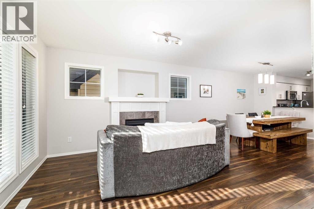 #1006 30 Carleton Avenue - Image 5