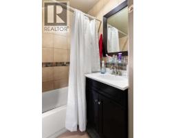 140 6 Street Se, Medicine Hat, AB T1A1G8 Photo 29