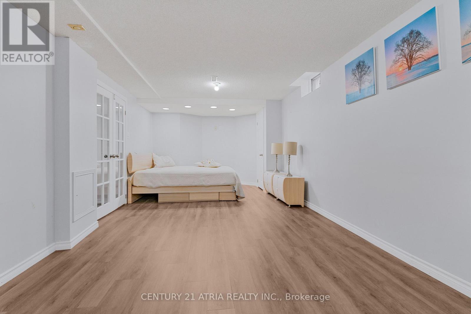 57 ASHFIELD DRIVE - 36