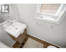 5 Baffin Crescent, Brampton, ON L7A4K7 Photo 16