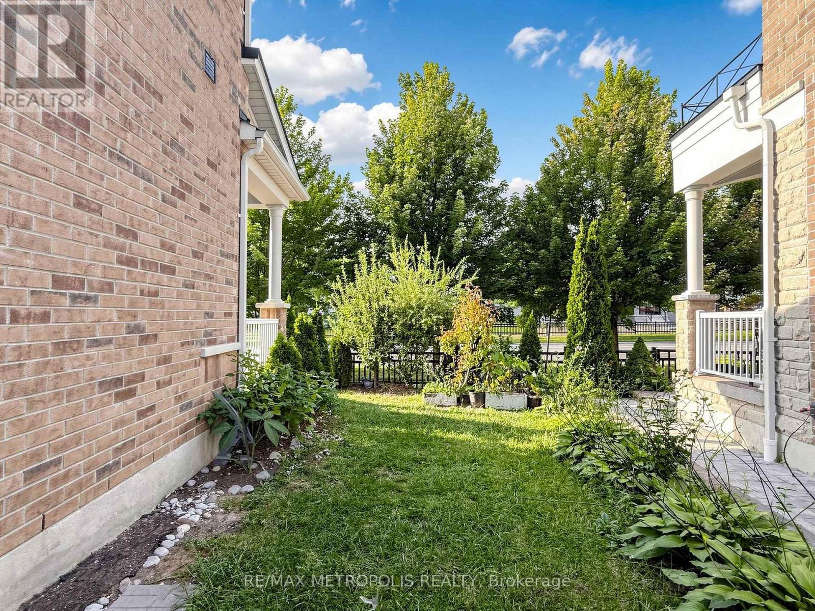 84 BRAEBROOK DRIVE - Image 43