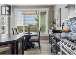 117 Rainbow Falls Boulevard, Chestermere, AB T1X0N6 Photo 14