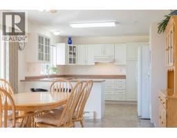 6780 Island Hwy W, Bowser, BC V0R1G0 Photo 18