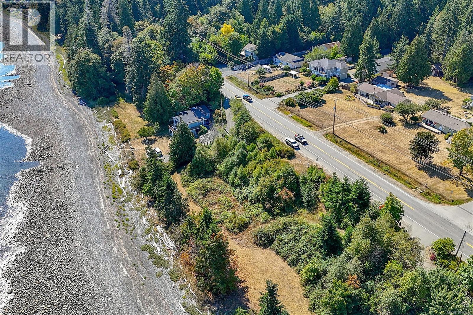 6780 Island Hwy W, Bowser