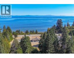 6780 Island Hwy W, Bowser, BC V0R1G0 Photo 57