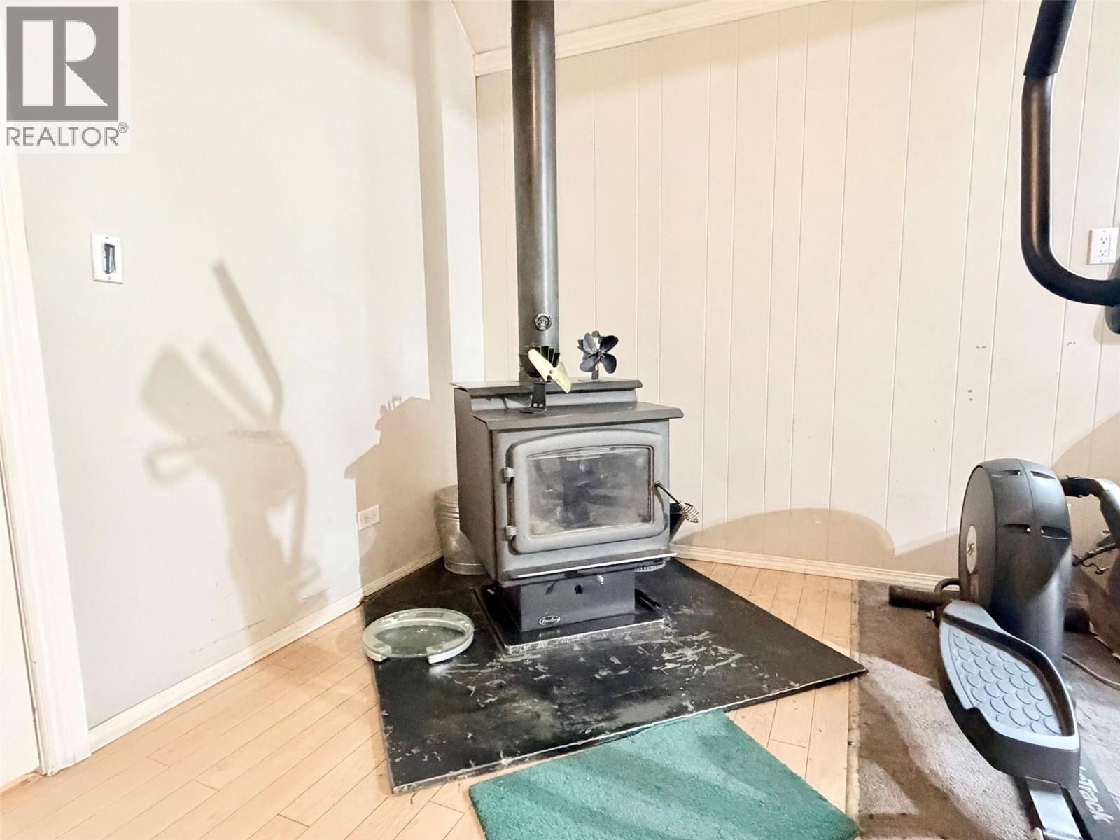 112 7th Avenue N, Creston