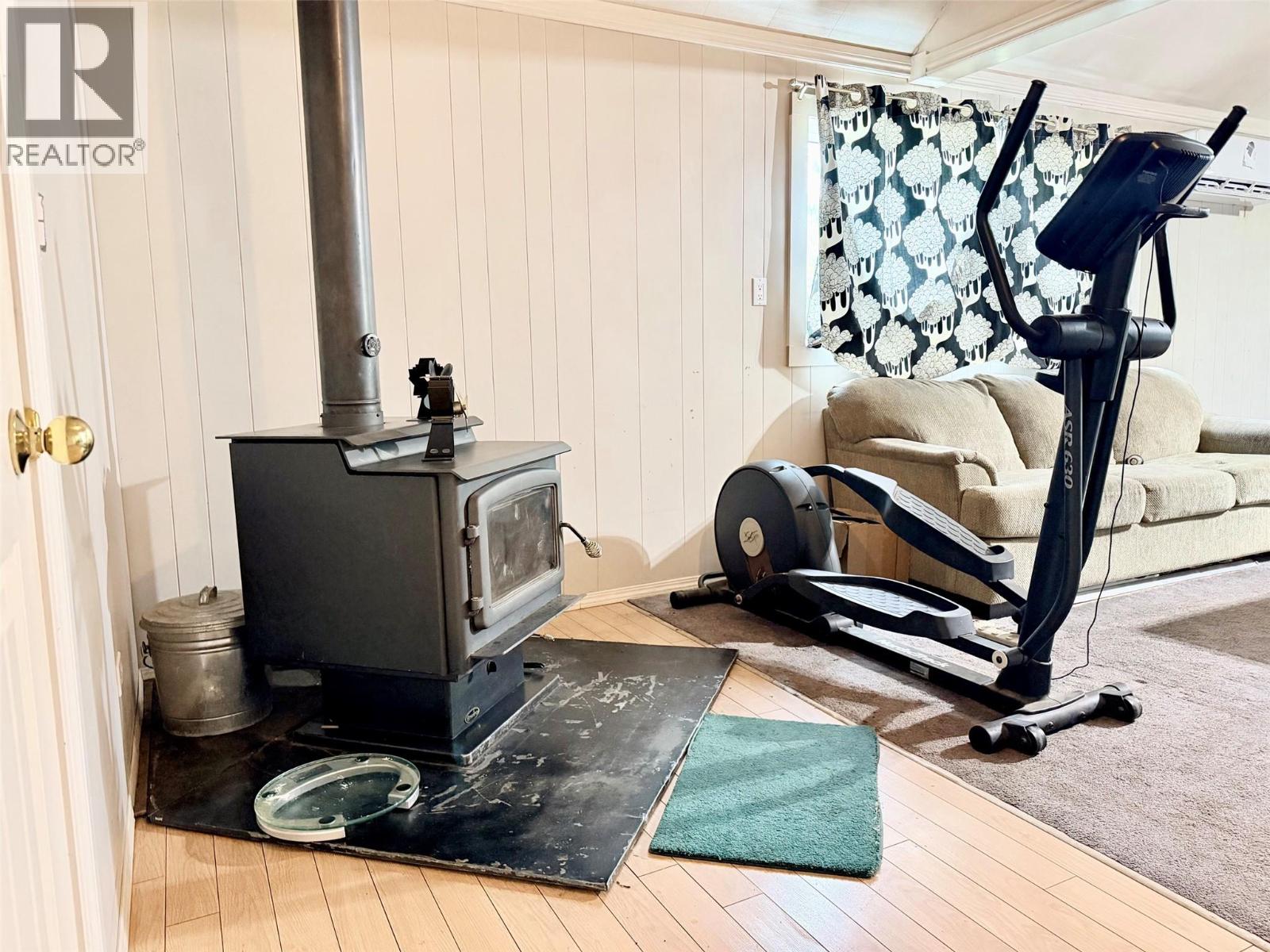 112 7th Avenue N, Creston